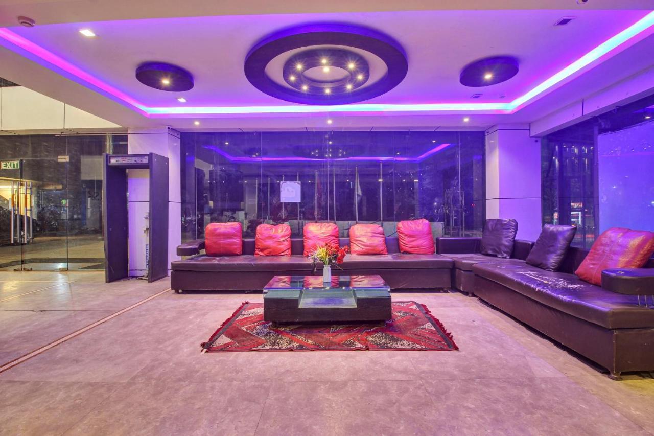 ホテルOyo Townhouse 707 Grand Krishna ハイデラバード エクステリア 写真