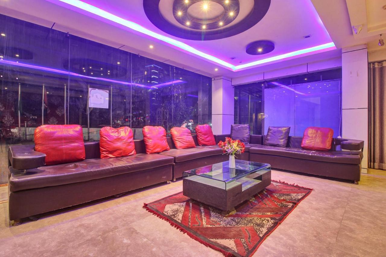 ホテルOyo Townhouse 707 Grand Krishna ハイデラバード エクステリア 写真