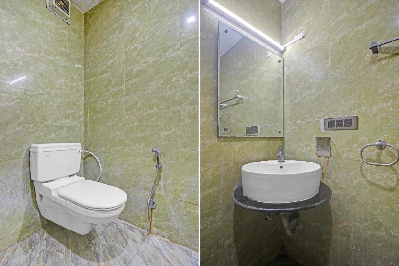 ホテルOyo Townhouse 707 Grand Krishna ハイデラバード エクステリア 写真